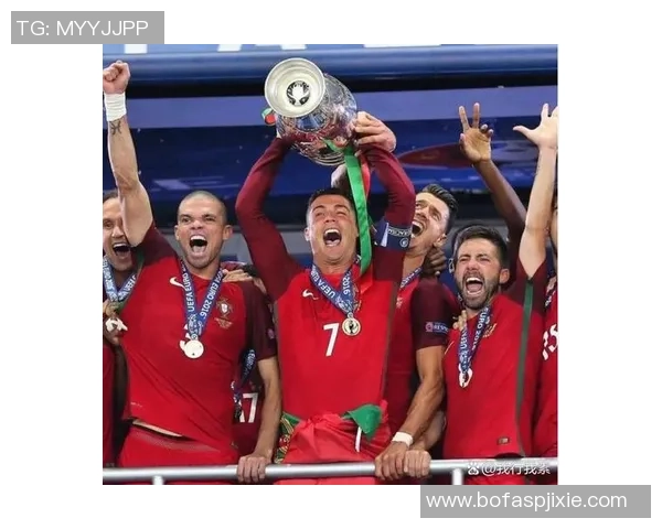 葡萄牙足球明星旗帜高清图展示展示激情与荣耀的象征